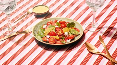 Verfrissende tomaat-citrussalade