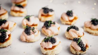 Briocherondjes met kaviaar