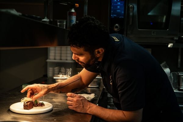 R21 restaurant
