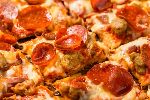 Tavern Style Pizza