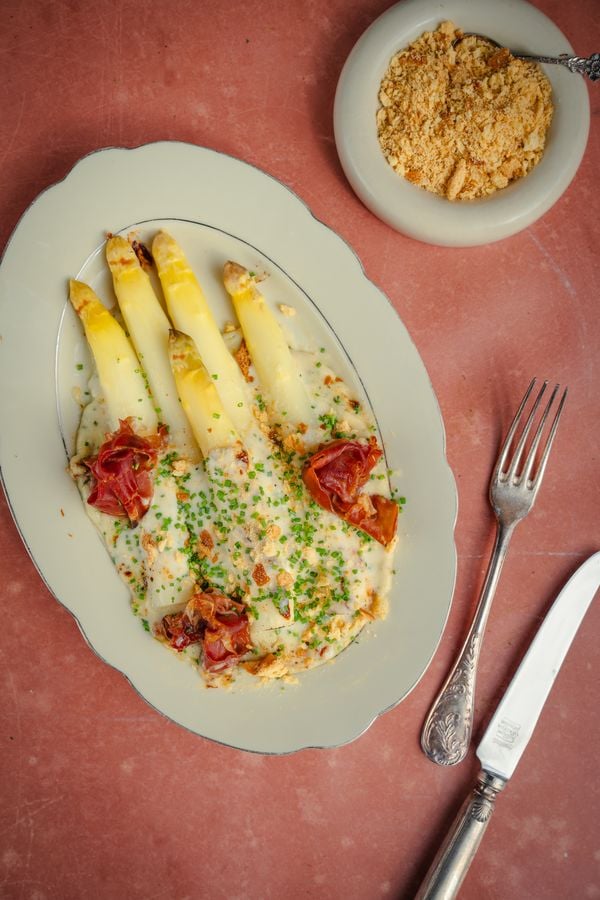 witte asperges uit de oven
