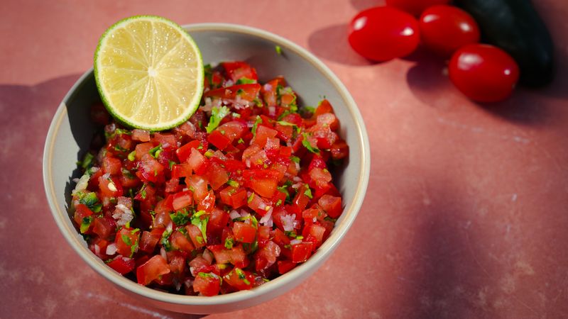 Tomatensalsa maken