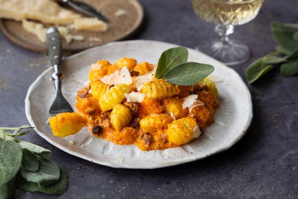 gnocchi met Grana Padano, pompoen en chorizo