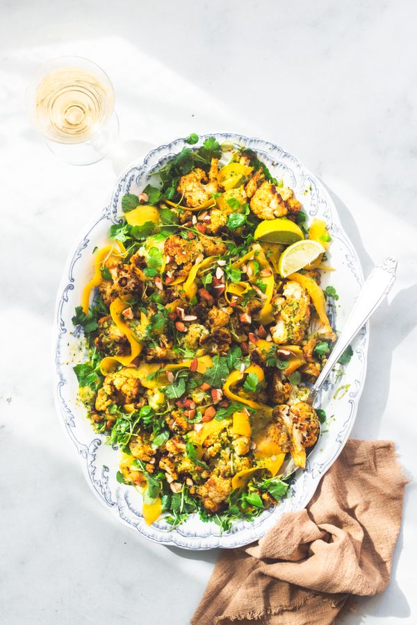 Geroosterde bloemkoolsalade met mango