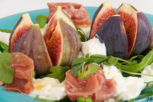 salad with figs