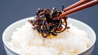 Witte rijst met kombu
