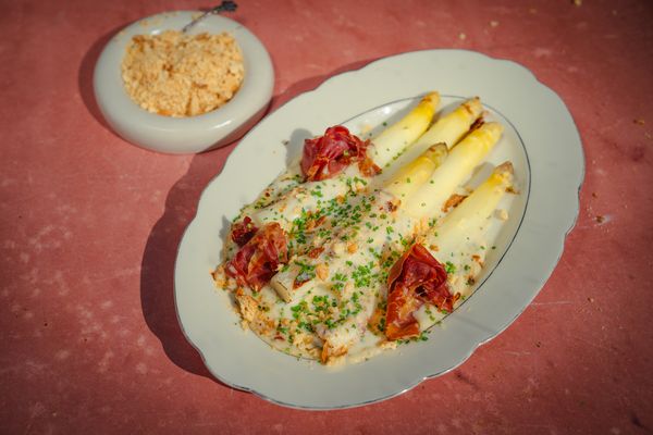 witte asperges uit de oven