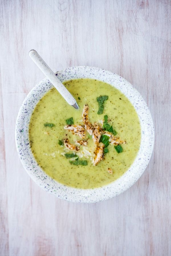 Zucchini soup with chicken