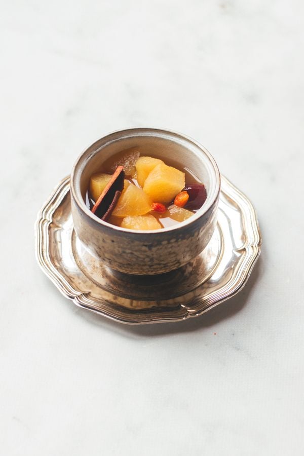 Chinese appelthee met kaneel