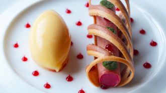 hotdog Coi restaurant