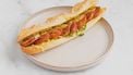 Broodje grillworst maken