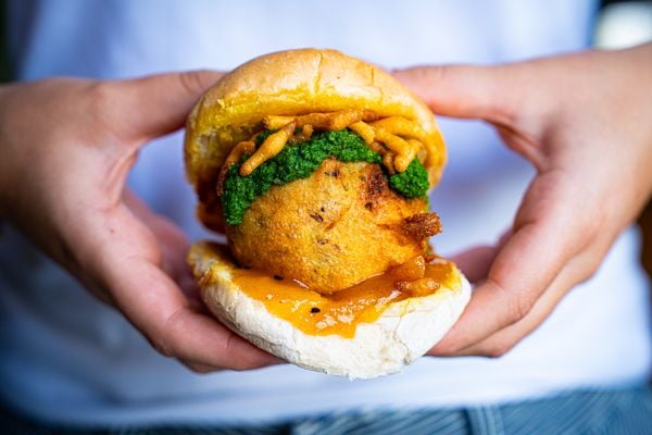 Vada pav