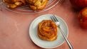 apple bun / appelrol