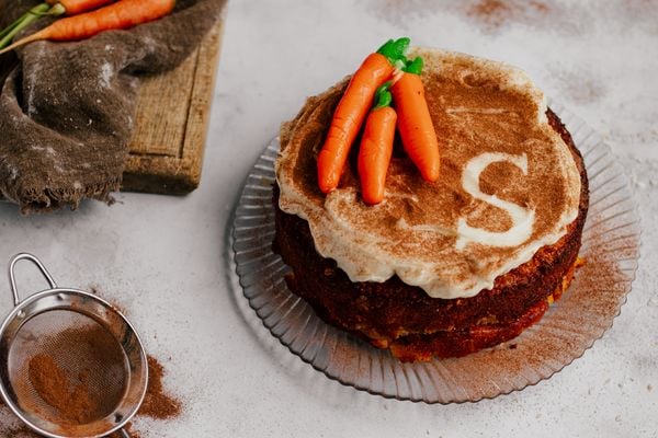 Sinterklaastaart / Worteltaart met amandelspijs