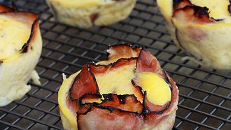 eieren met spek maar dan in een muffinvorm