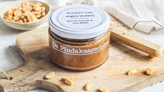 Pinda's van eigen bodem van De Pindakaaswinkel