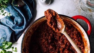 Kant-en-klare tomatensaus opleuken