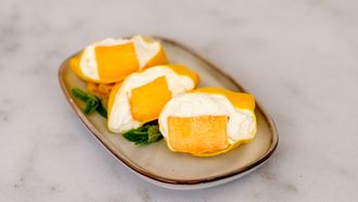 Hong Kong mango pancakes