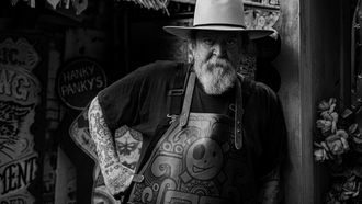 Henk Schiffmacher Witloft leren schorten