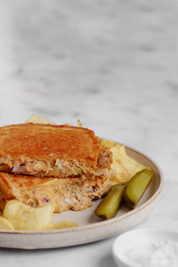 Tuna melt tosti met tonijn