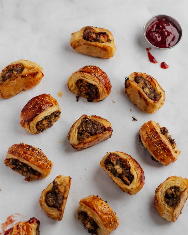 saucijzenbroodjes / worstenbroodjes met stuffing