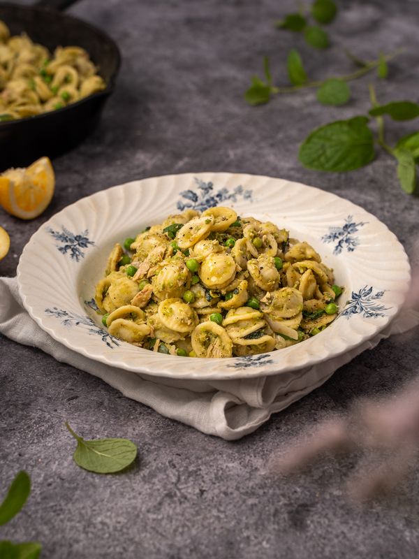 Lente pasta orecchiette tonijn