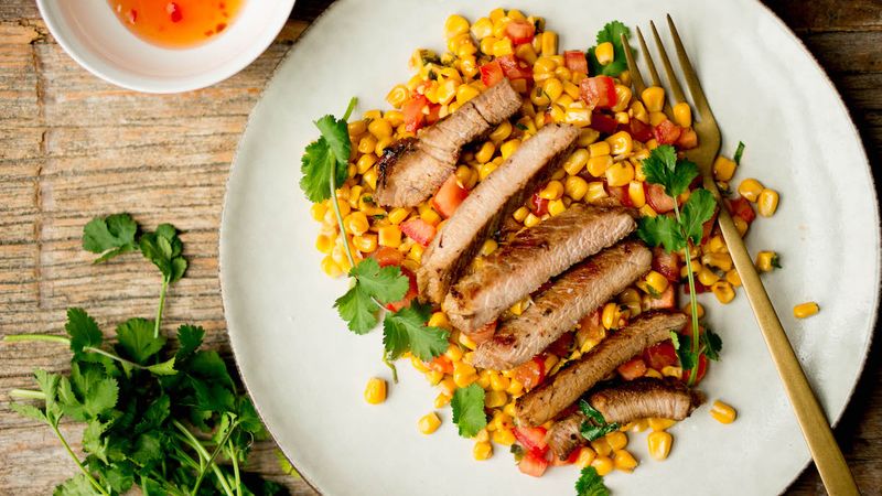 Vietnamees varkensvlees met salade van mais