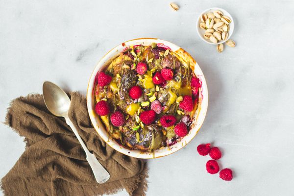 Croissant broodpudding met lemon curd | Lemon curd broodpudding met croissants