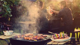 hoeveel vlees per persoon heb je nodig bij een barbecue