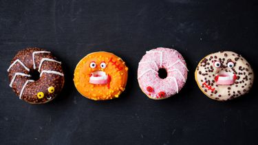 Halloween snacks donuts