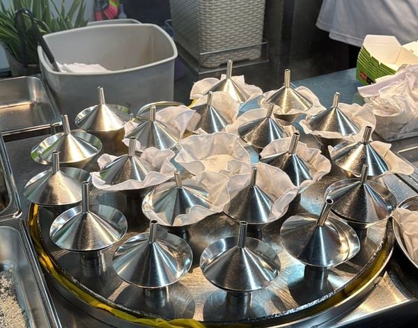 Putu pering / putu piring