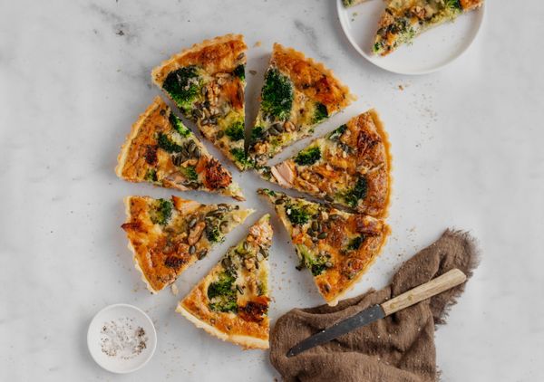Quiche met broccoli en zalm