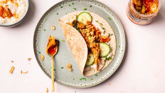 lunchwraps met kip en kimchi