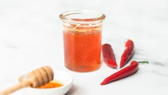 Hot honey maken | hot honey recept