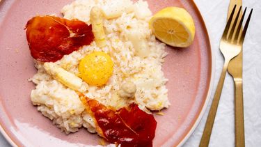 Risotto met witte asperges recept