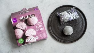 Black sesami mochi