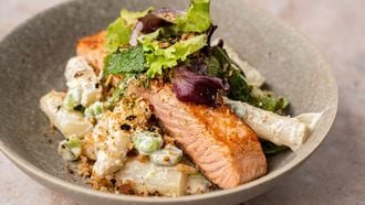 Romige lente bowl asperges