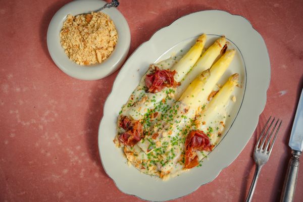 witte asperges uit de oven
