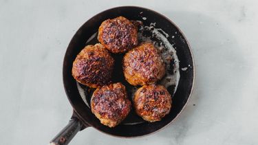 Gehaktballen bakken - gehaktballen braden - gehaktballen maken