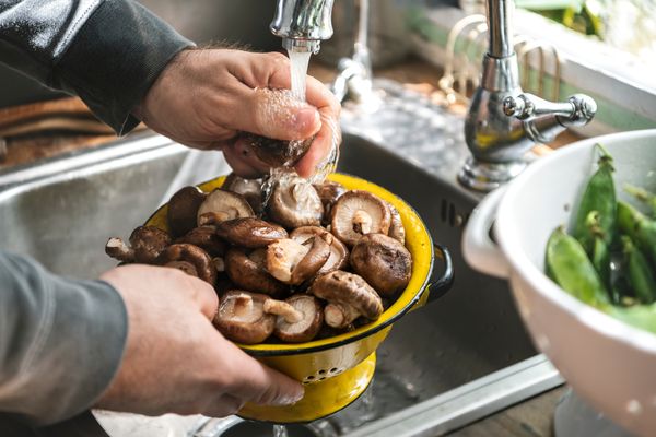 champignons schoonmaken