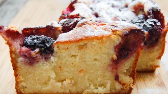 Ricottacake met frambozen en bramen