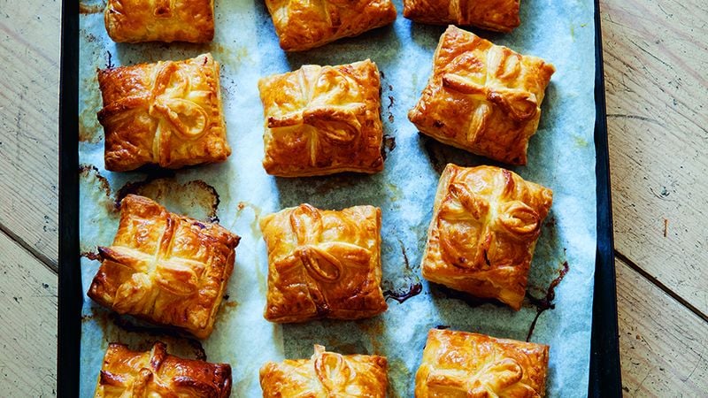 Sinterklaas saucijzenbroodjes / hapjes tijdens de feestdagen / hapjes op school