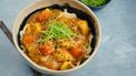 Golden Curry udon noedels met dashi en varkensgehakt