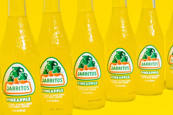 jarritos stock unsplash