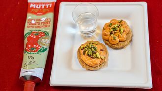 toetje met mascarpone, tomaat (!) en pistache