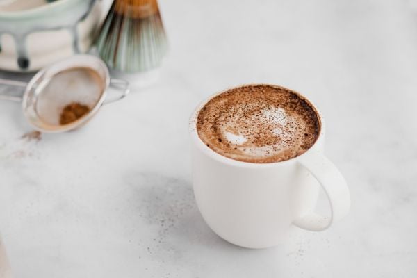 Hojicha latte maken